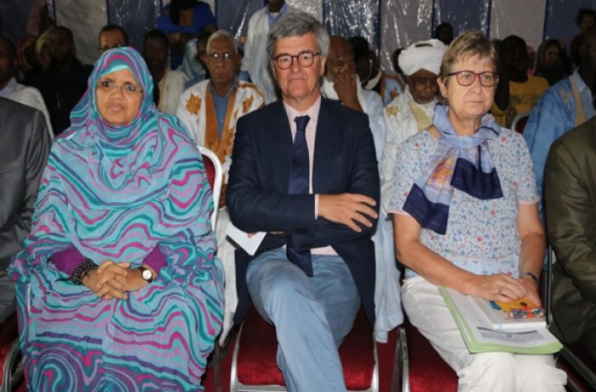  رئيسة جهة نواكشوط تشرف على حفل تدشين منشآت الإنارة العمومية الشمسية